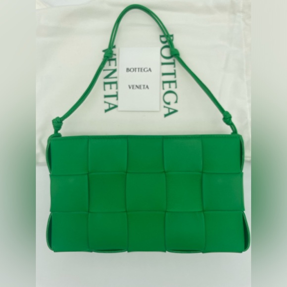 ❌❌SOLD! ❌❌NEW BOTTEGA VENETA CASSETTE GREEN LEATHER BAG PURSE AUTHENTIC! - Picture 6 of 16